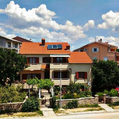 Apartments Nice View Krk Town Luaran gambar